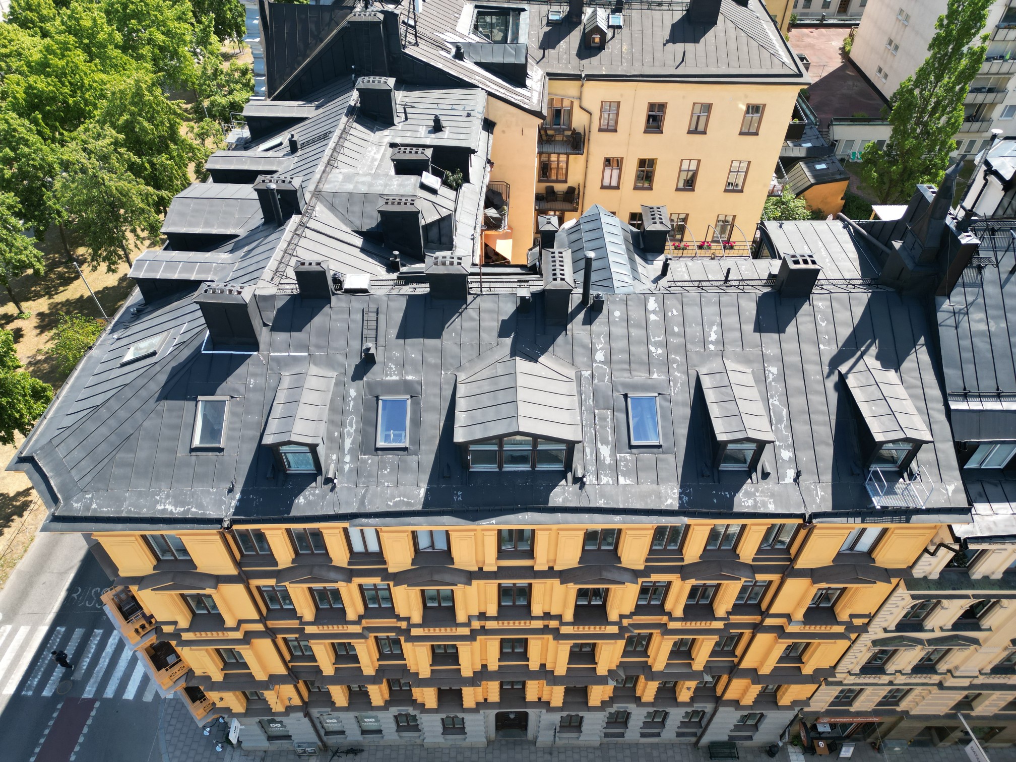 Takmålning framsida före